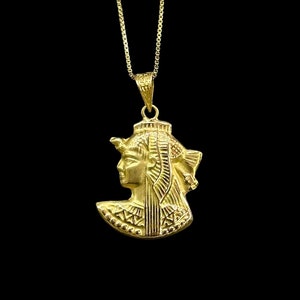 18k Gold Cleopatra Pendant - Made in Egypt - Ancient Egyptian Queen Pendant - 18k Yellow Gold