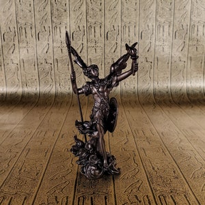Vintage Archangel Uriel Statue - Small Hand-Crafted Christian Mini Altar Statue - 4.3&#39;&#39;/11cm tall