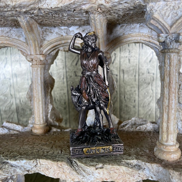 Vintage Artemis Mini Statue - Petite Déesse grecque antique peinte à la main Artémis - Mini statue d’autel - 3.5''/9cm de haut