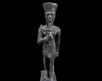 Estatua de Amun Ra - Estatua de granito negro - Antiguo dios egipcio Amon Re - Hecho en Egipto