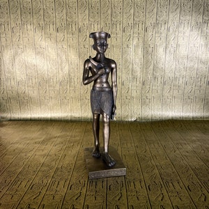 Vintage Amon Re Statue - Museum Replica Statue - Ancient Egyptian God Amun Re Altar Statue