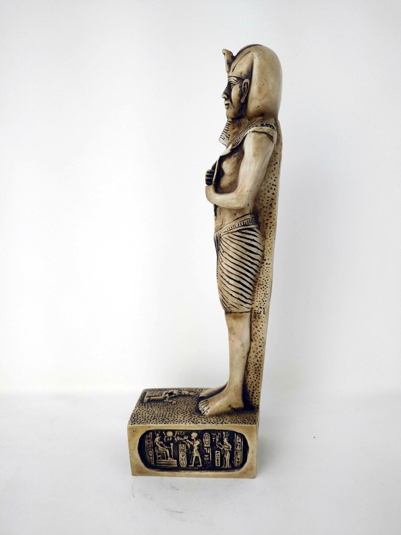 Large Egyptian Statue Ancient Egyptian Pharaoh Akhenaten Statue With Crook Flail 1231cm Vintage Akhenaten Statue Made In Egypt Sculpture Art Collectibles Kromasol Com