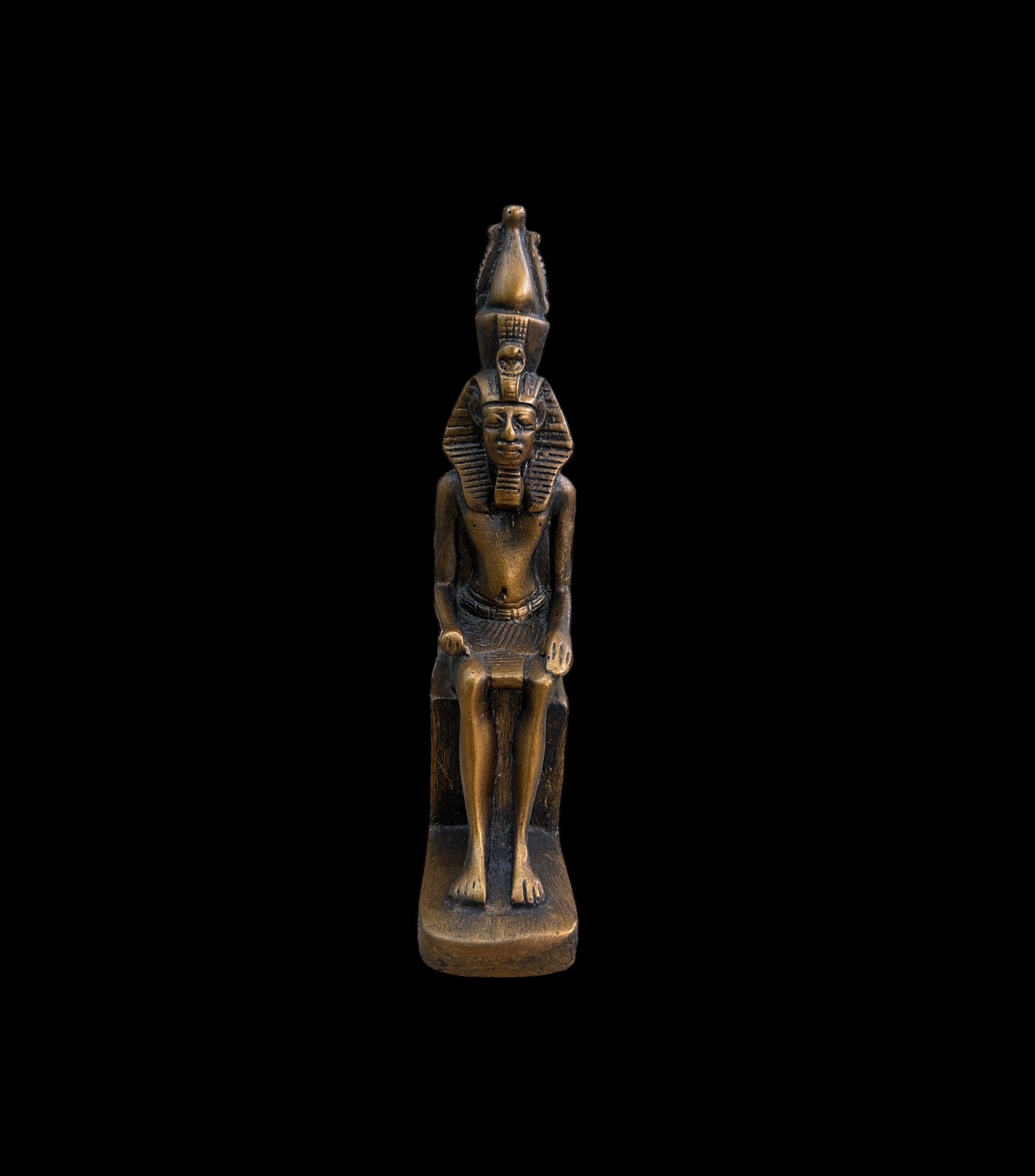 ラムセス2世の玉座像 - 古代エジプトのファラオ、ラムセス大王