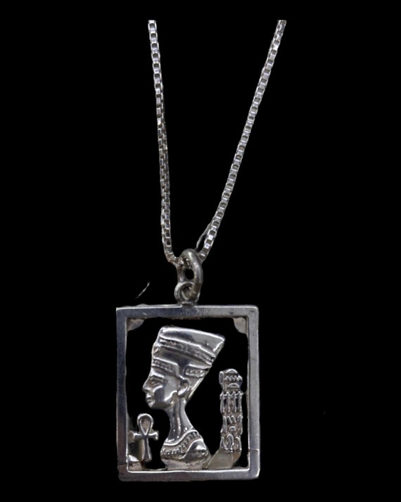 Pendentif Néfertiti vintage Argent sterling Fabriqué en Egypte