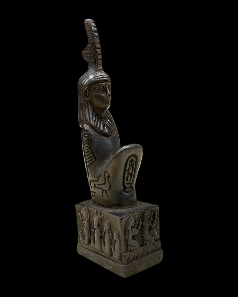 Maat-staty - Handgjord i Egypten - Forntida egyptisk gudinna Ma'at med hieroglyfisk bas - Stenstaty Svart