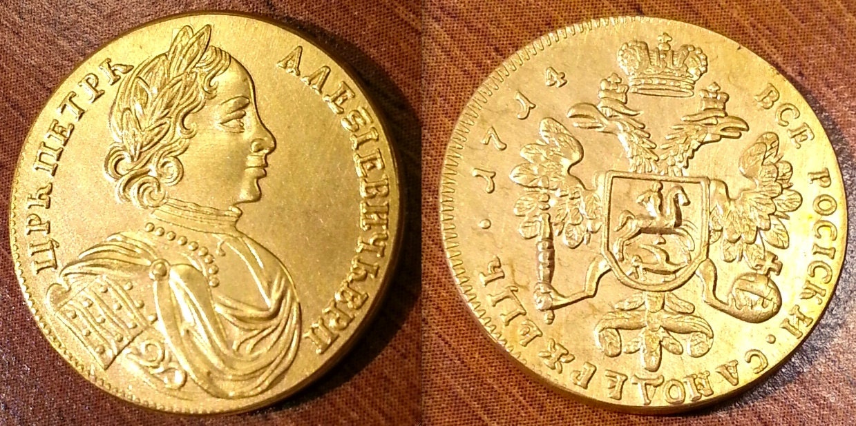 Russia 1714 Novodel 2 Ducats Russian Tsar Peter the Great Gold Tone Coin Token Souvenir Metal Round