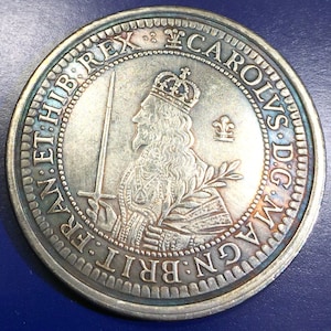 Great Britain 1643 English Scottish King Charles I w/ Crown and Sword Large Silver Tone Coin Token Souvenir Metal Round