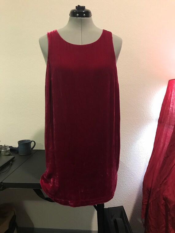Red red velvet Mod and mini dress