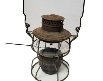 VINTAGE RAILROAD LANTERN Chicago and North West Railway C VINTAGE RAILROAD LANTERN Chicago and North West Railway C