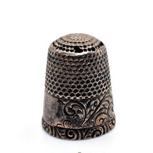 ANTIQUE STERLING SILVER Thimble Ornate Desing Sewing Notions 925 Collectible Memorabilia