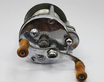 VINTAGE PFLUEGER SKILKAST Akron No. 1953 Chrome Fishing Reel VINTAGE PFLUEGER SKILKAST Akron No. 1953 Chrome Fishing Reel