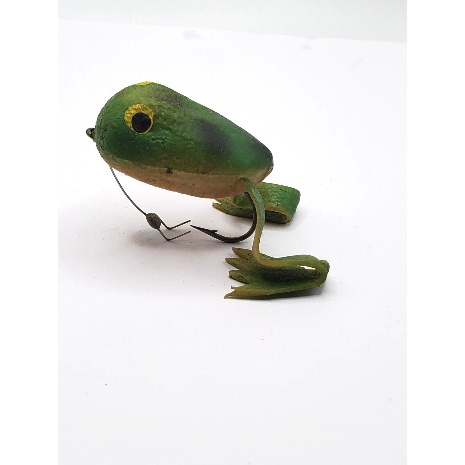 VINTAGE GREEN RUBBER Frog Fishing Lure Antique Collectible Fishing Bait