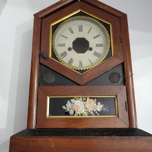 VINTAGE JEROME & CO. Pendulum Shelf Clock Parts Collectible Memorabilia
