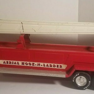 Nylint fire best sale truck value