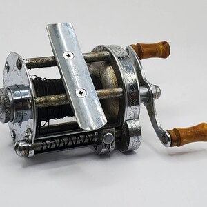 Moulinet Pêche Vintage Pflueger Skilkast 1953 – Niveau Appât Vent – USA