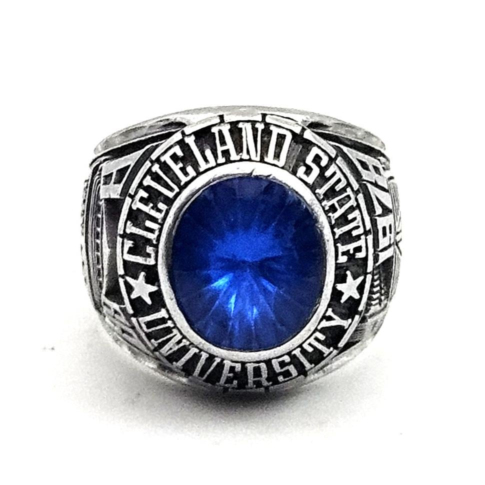 VINTAGE CLEVELAND UNIVERSITY Class Ring Blue Stone 1978 Artcarved