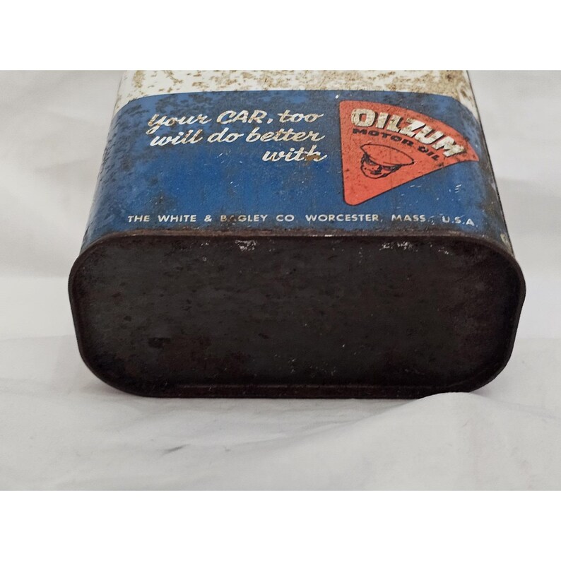 VINTAGE OILZUM QUART Oil Can Advertising Bar & Chain Outboard 2 Cycle ...