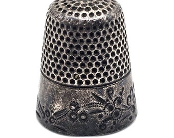 ANTIQUE STERLING SILVER Thimble Ornate Design Sewing Notions #6 Collectible Memorabilia