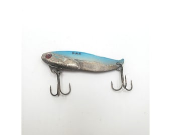 ANTIQUE FISHING HEDDON Lure Metal Blue SIlver Fishing Lure Collectible Memorabilia