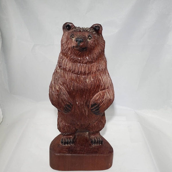 VINTAGE CHAINSAW CARVED Wood Bear Signed by California Artist Devyon Harrison Folk Art Collectible Wood Carving