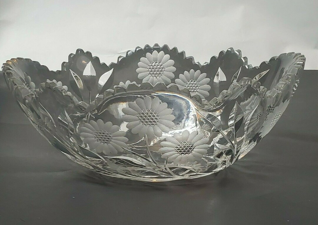 VINTAGE CUT CRYSTAL Bowl Clear Saw Tooth Edge Etched Flowers Antique