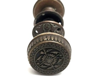 VICTORIAN BRASS DOOR Knobs Farmhouse Hardware Door Knobs Collectible Memorabilia
