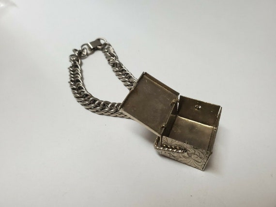 VINTAGE PICNIC BASKET Charm Bracelet Silver Tone … - image 7