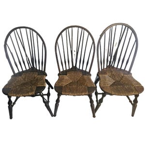 ANTIQUE WINDSOR CHAIRS with Rush Woven Seats Oak & Mahognay Brace Back set of 3Farmhouse Collectible Furniture