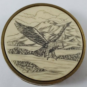 VINTAGE EAGLE CARVED Painted Art Round Brass Belt Buckle B T S Collectible Signed