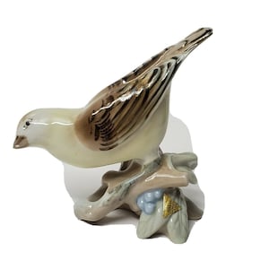 VINTAGE PORCELAIN BIRD Royal Dux Bohemia Signed Antique Collectible