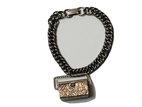 VINTAGE PICNIC BASKET Charm Bracelet Silver Tone … - image 1