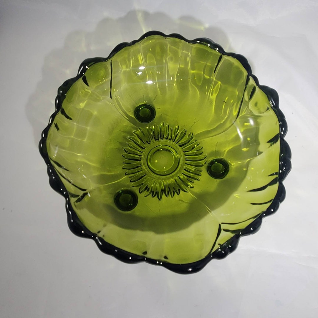 VINTAGE GREEN GLASS Serving Bowl Sunflower Design 3 Footed Large Bowl