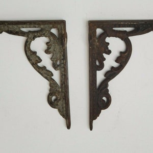 VICTORIAN CAST IRON Scroll Design Corner Brackets Shelving Garden Hardware Antique Collectible Iron
