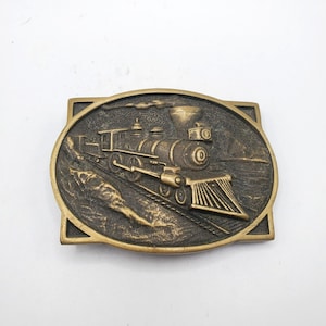 VINTAGE TRAIN BELT Buckle 3D Railroad Locomotive Signed B.T.S Collectible Vintage Accessories Men&#39;s Belt Buckle