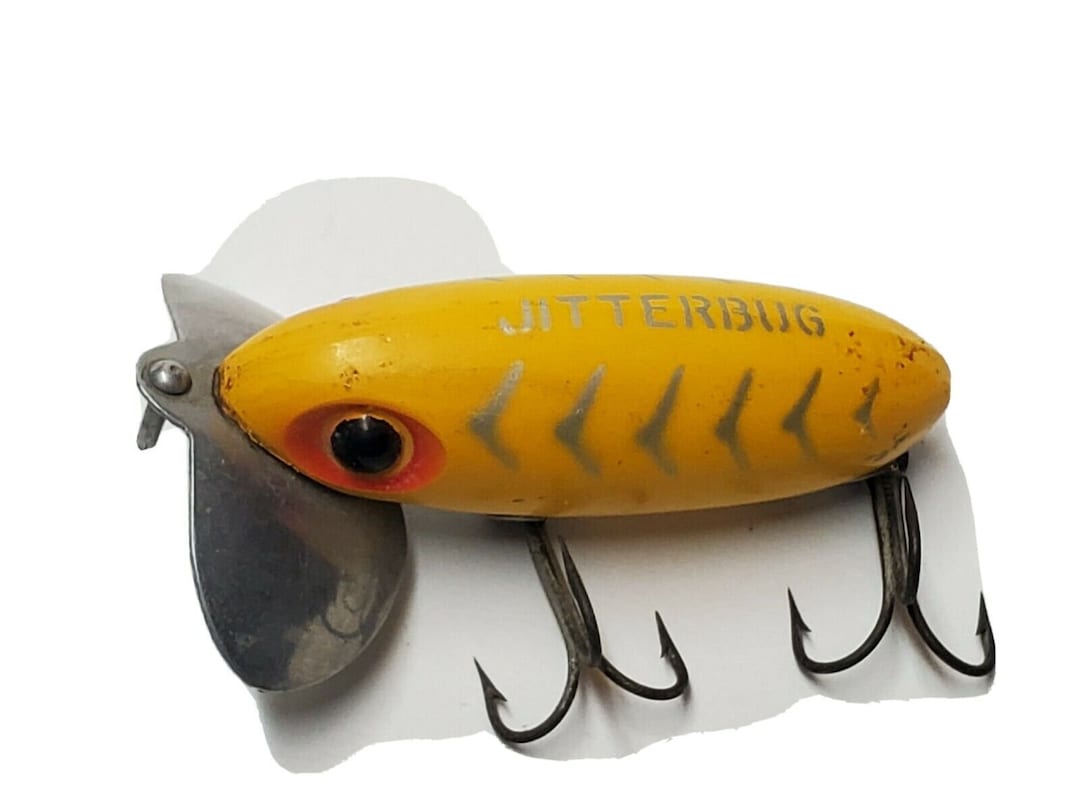 VINTAGE JITTERBUG YELLOW Fishing Lure by Fred Arbogast Akron VINTAGE JITTERBUG YELLOW Fishing Lure by Fred Arbogast Akron