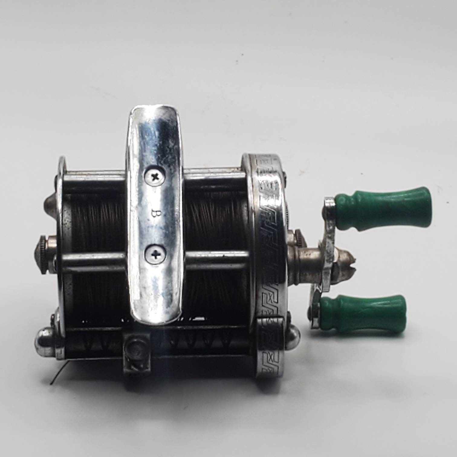 VINTAGE PFLUEGER AKRON NO.1894 FISHING REEL MADE IN THE U.S.A
