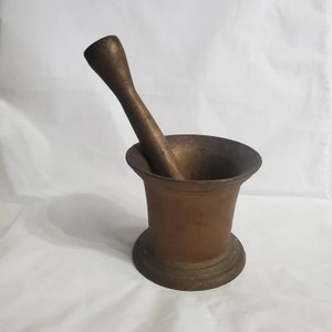 MORTAR & PESTLE CAST Iron Apothecary Collectible Pharmacy Memorabilia