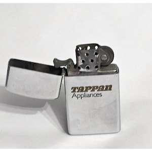 ANTIQUE ZIPPO LIGHTER Tappan Appliances Collectible Advertising Memorabilia Men&#39;s Cigarette Lighter