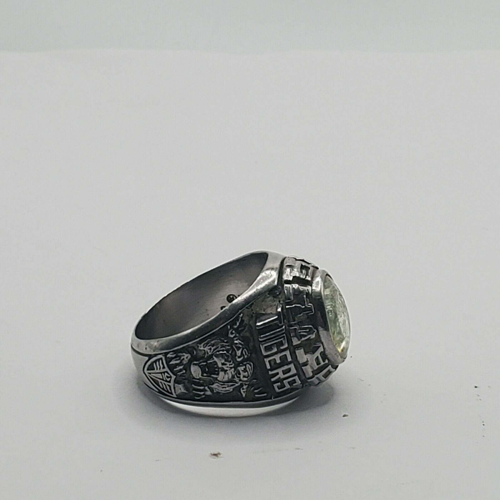 VINTAGE HIGH SCHOOL Class Ring Coca High 1981 Clear Light