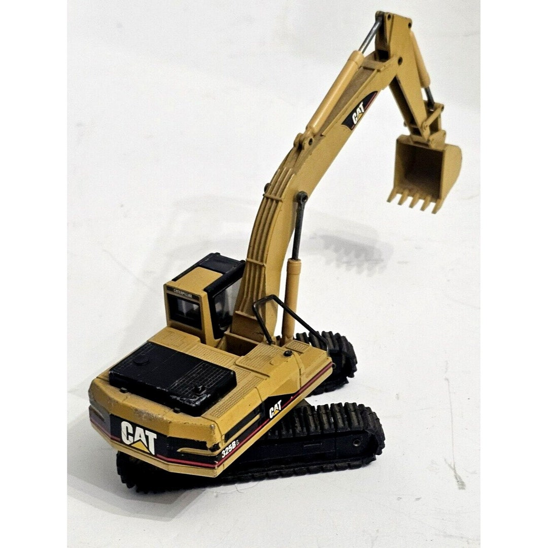 ANTIQUE CAT CATERPILLAR 3258L Front Shovel Die-cast by N.Z.G Made