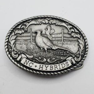 VINTAGE NC HYBRIDS Bird Belt Buckle Signed Gary Hawk Collectible Wildlife Bird Belt Buckle Vintage Accessories