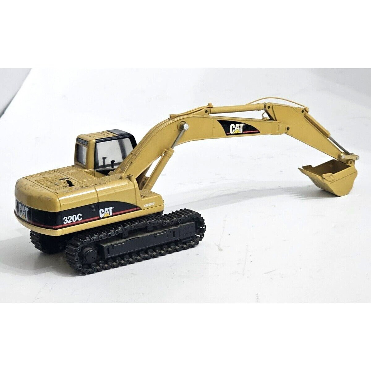ANTIQUE CAT CATERPILLAR 320C Rega Die Cast Excavator 1/40 Scale