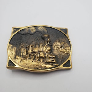 VINTAGE TRAIN STEAM Locomotive Belt Buckle Solid Brass Collectible Estate Jewelry Vintage Accessories