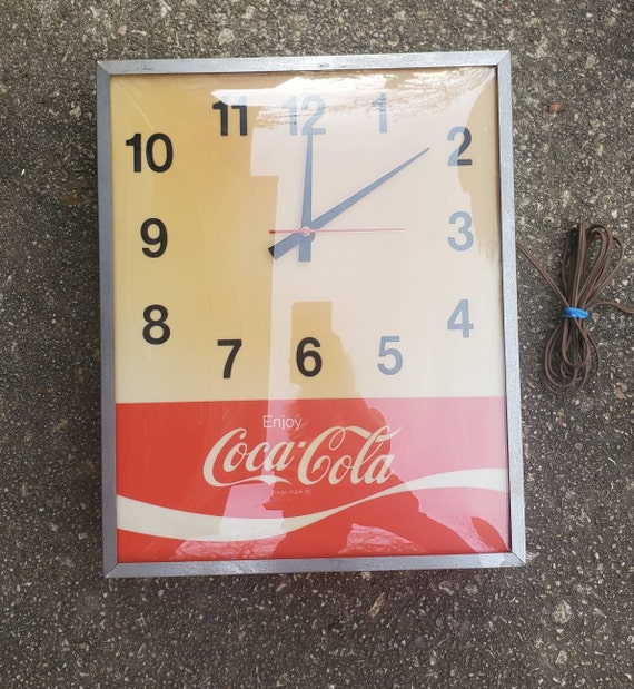 VINTAGE COCA COLA Clock Dome Glass Swihart Porducts Steel Case