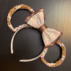 Churros inspired mouse ears , confectionary, holiday treats, Disney parks inspired, sprinkles