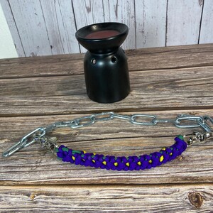 Collar de cadena de paracord con flor de viola hecho a mano para exhibición de cabras imagen 3