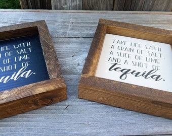 Mini segno con cornice in legno di tequila