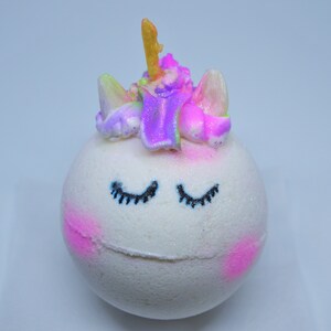Einhorn-Badebombe