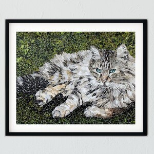 Stampa artistica di gatto soriano grigio collage di carta strappata