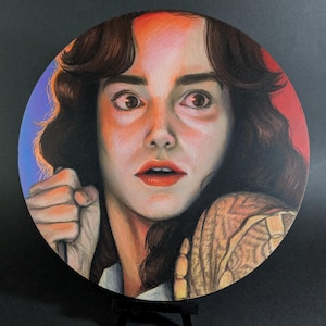 Suspiria Bleistift Zeichnung 25 cm